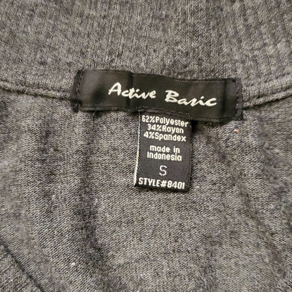 ACTIVE BASIC Sweater - Picture 2 of 2